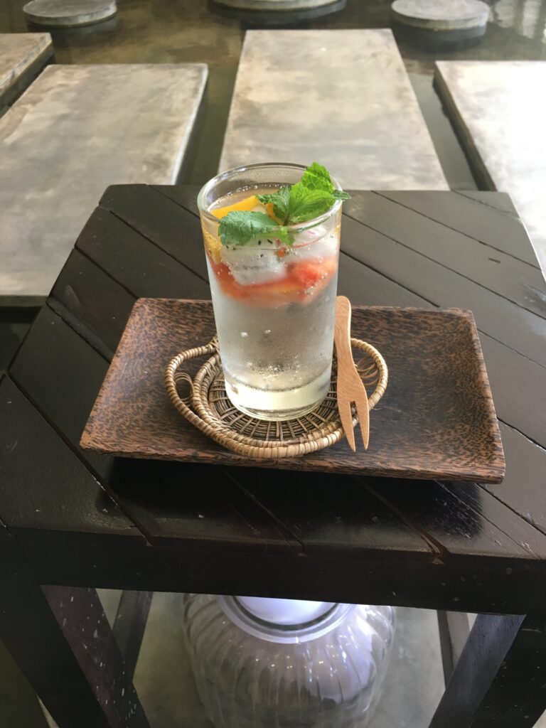 スパ後の冷たいドリンク