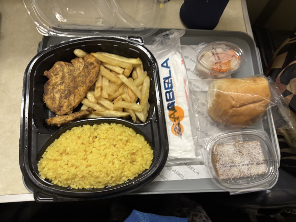 寝台列車の夕食