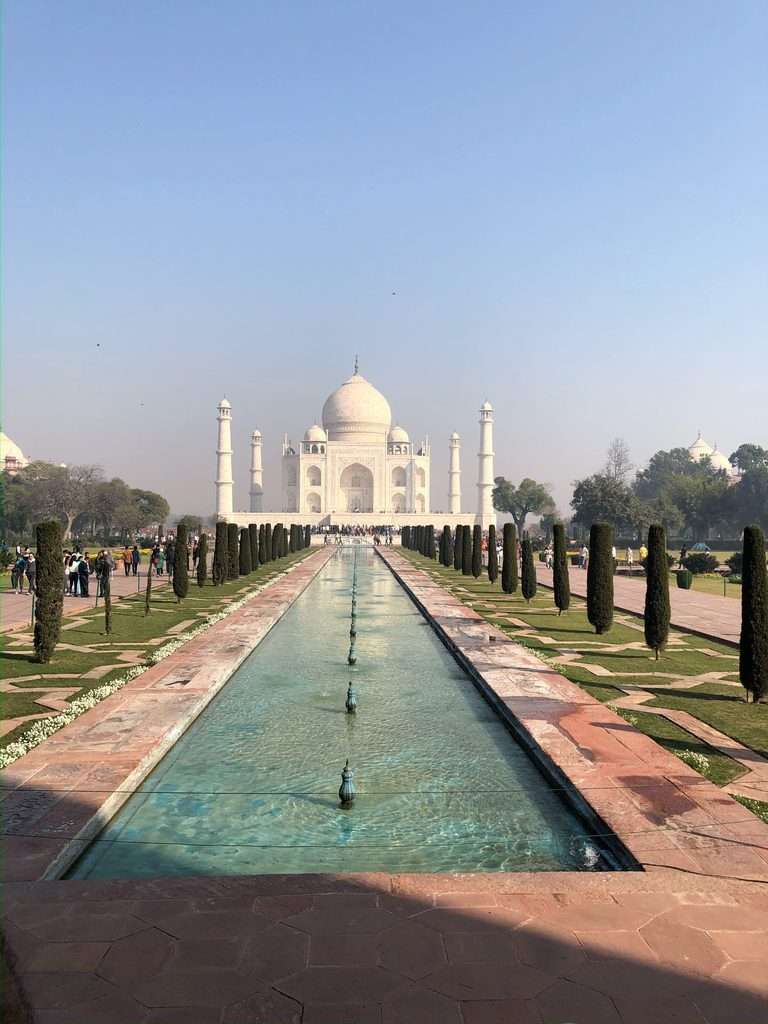 おひとり様限定ツアーに一人参加したインド旅行・タージ・マハル