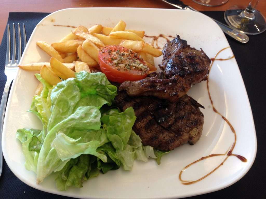モンサンミッシェル日帰りツアーの昼食
